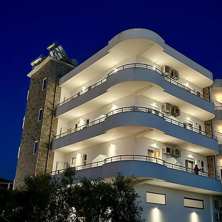 Visi Apartments Ksamil Buitenkant foto