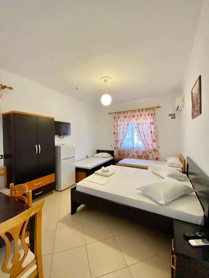 Visi Apartments Ksamil Buitenkant foto