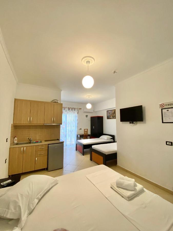 Visi Apartments Ksamil Buitenkant foto