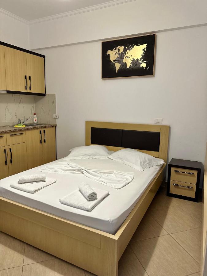 Visi Apartments Ksamil Buitenkant foto