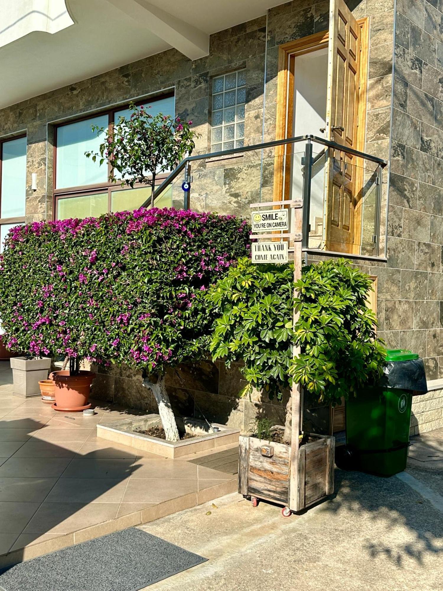 Visi Apartments Ksamil Buitenkant foto
