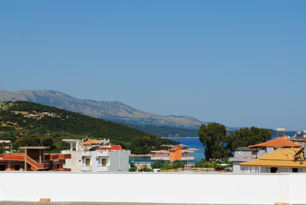 Visi Apartments Ksamil Buitenkant foto