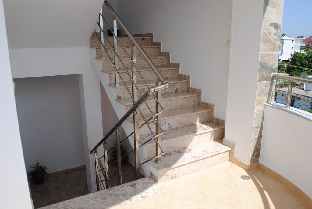 Visi Apartments Ksamil Buitenkant foto